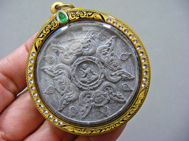 พุทธคุณครอบจักรวาล สวยเข้มขลัง รูปที่ 5