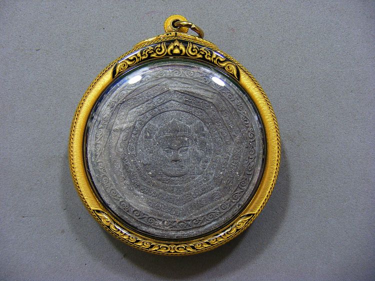 พุทธคุณครอบจักรวาล สวยเข้มขลัง รูปที่ 2