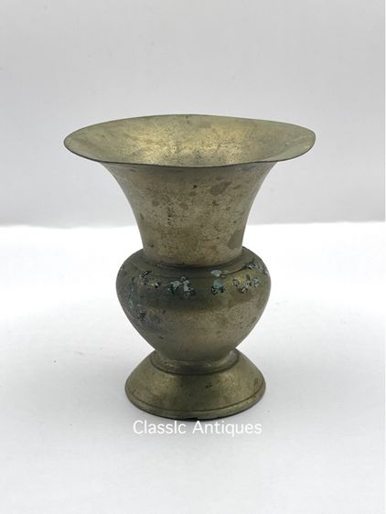 กระโถน ปากแตรจิ๋ว ทองเหลืองเก่าสะสม