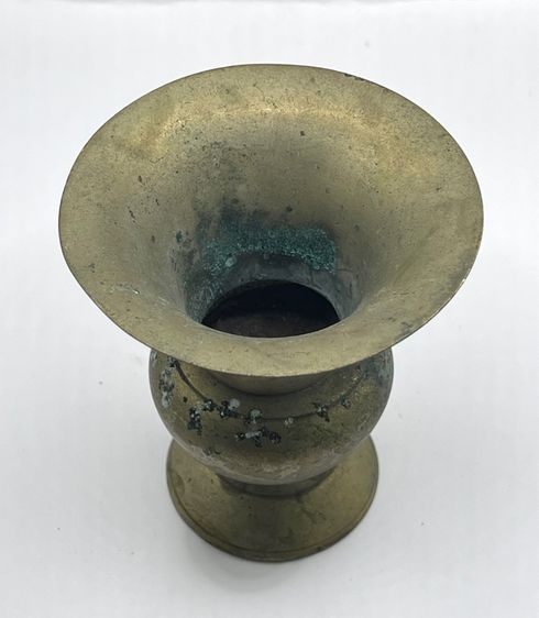 กระโถน ปากแตรจิ๋ว ทองเหลืองเก่าสะสม รูปที่ 4