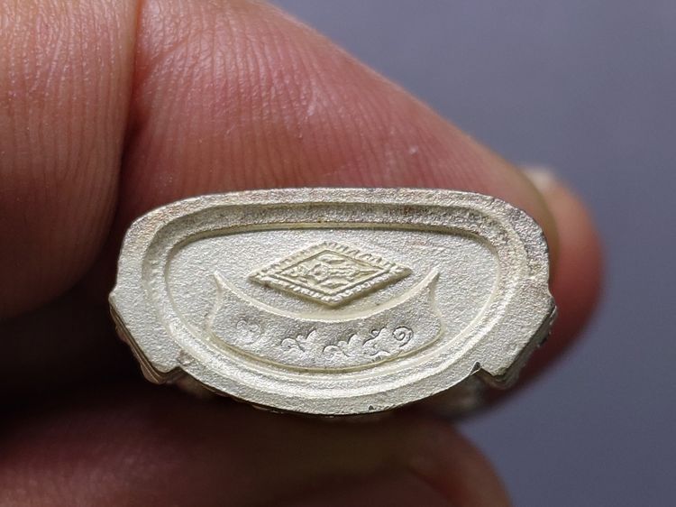 พระพุทธชินราช รุ่นมหาลาภ เนื้อเงิน พุทธาภิเษก ณ วัดพระศรีรัตนมหาธาตุวรมหาวิหาร พิษณุโลก พ.ศ.2540 พร้อมกล่องเดิม รูปที่ 7