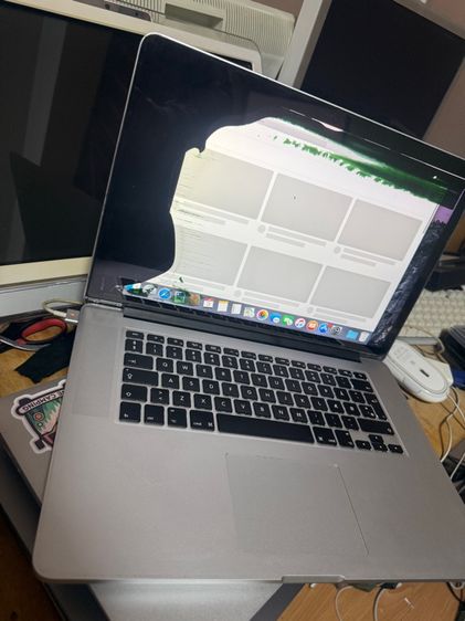 macbook pro retina 15" 2014 จอแตก รูปที่ 3