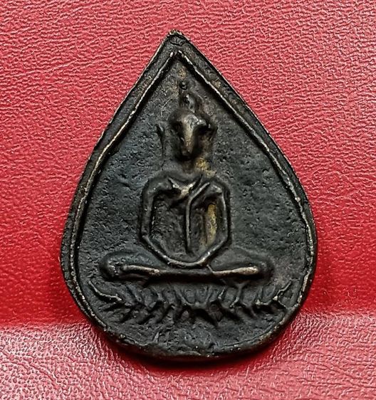 เหรียญหล่อโบราณพิมพ์หยดน้ำหลวงพ่อทาวัดพะเนียงแตก