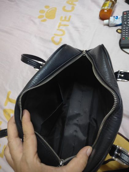 กระเป๋ามือสองสภาพดีส่งฟรี รูปที่ 5