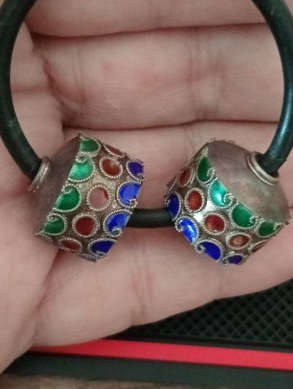 เนื้อเงินแท้ลงยาลายนูนเก่าโบราณงานสั่งทำสภาพเยี่ยม รูปที่ 12