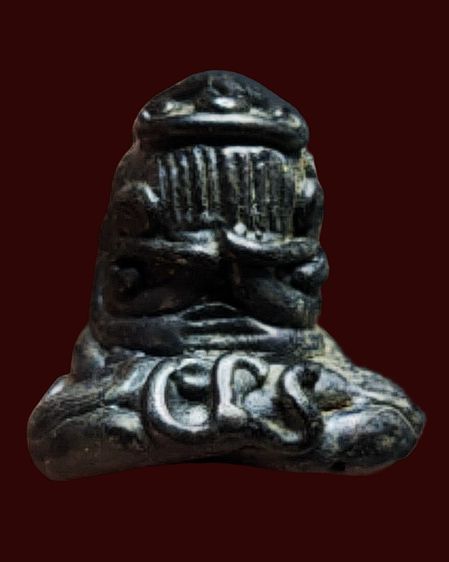 พระปิดตาเก่าเนื้อโลหะเก่าค่ะ