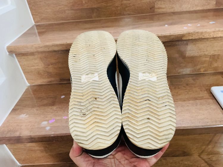 รองเท้าหนัง ECCO แท้ 💯 เบอร์ 40 cm 25 คนเท้า 25-26 cm ใส่ได้ครับ สภาพดีมาก หนังนิ่มมาก พื้นเต็ม ทรงสวย หายากน่าสะลมครับ รูปที่ 9