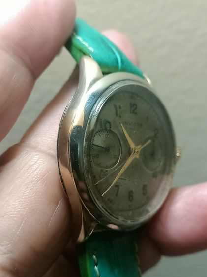Vintage Invicta Chronograph Hand Winding Cal Landeron 48 made swiss ไขลานจับเวลา 2 วง 36-38mm.รวมมะยม เรือนกะไหล่ทอง  มีรอยใช้งาน รูปที่ 4