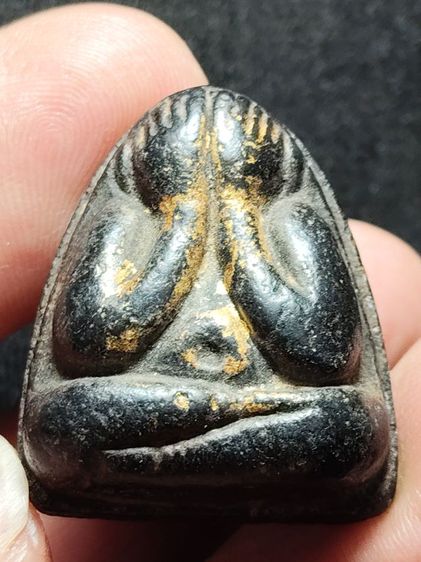 พระปิดตาหลวงพ่อโด่วัดนามะตูม