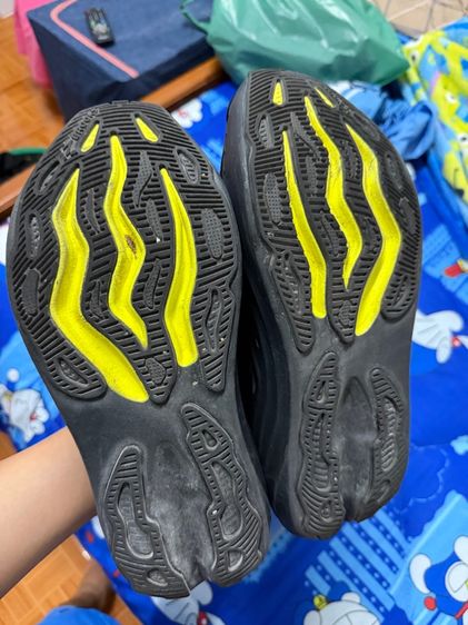 รองเท้า Brooks รูปที่ 4