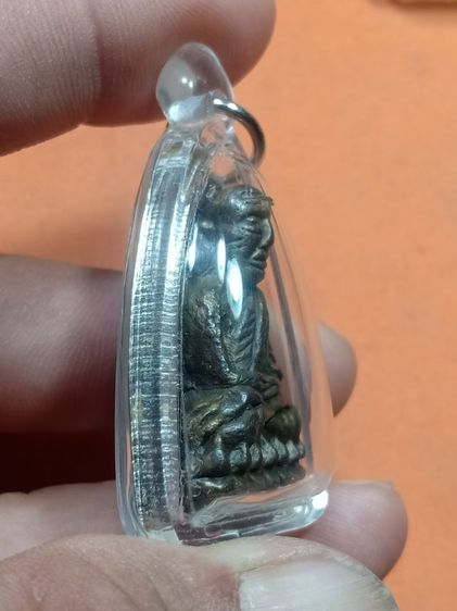 หลวงพ่อทวดวัดช้างไห้เตารีด05 เลี่ยมพร้อมใช้ พระบ้านน่าบูชา รูปที่ 4