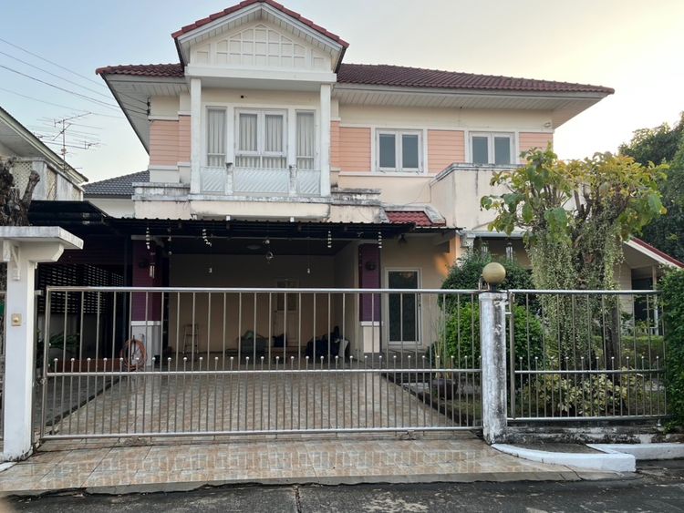 Property Perfect มีบางส่วน สร้างเสร็จก่อน 2010 ขายบ้านเดี่ยว 2 ชั้น มณีรินทร์ เอ็กซ์คลูซีฟพาร์ค เมืองปทุมธานี ที่ดิน 78.6 ตร.วา ใกล้ด่านบางพูน