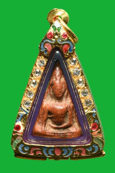 พระนางพญา กรุเก่า วัดนางพญา จ.พิษณุโลก เนื้อเเดงสีมะขามเปียกจัดเก่า สภาพสวยเก่าถึงยุค ดูง่าย น่าใช้มากครับ 