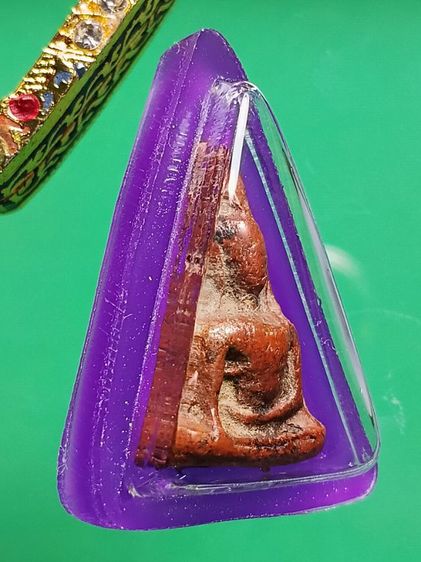 พระนางพญา กรุเก่า วัดนางพญา จ.พิษณุโลก เนื้อเเดงสีมะขามเปียกจัดเก่า สภาพสวยเก่าถึงยุค ดูง่าย น่าใช้มากครับ  รูปที่ 7