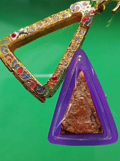 พระนางพญา กรุเก่า วัดนางพญา จ.พิษณุโลก เนื้อเเดงสีมะขามเปียกจัดเก่า สภาพสวยเก่าถึงยุค ดูง่าย น่าใช้มากครับ  รูปที่ 5