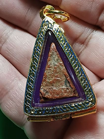 พระนางพญา กรุเก่า วัดนางพญา จ.พิษณุโลก เนื้อเเดงสีมะขามเปียกจัดเก่า สภาพสวยเก่าถึงยุค ดูง่าย น่าใช้มากครับ  รูปที่ 9