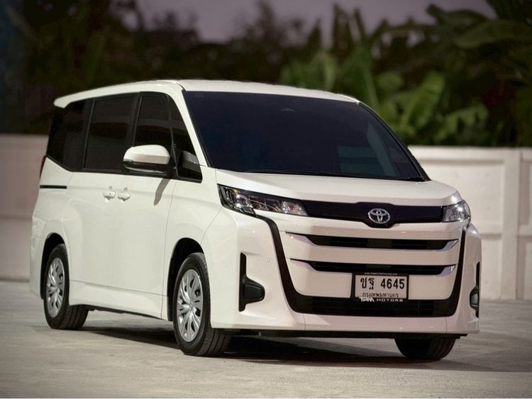 Toyota รุ่นอื่นๆ 2024 Van ไฮบริด ไม่ติดแก๊ส เกียร์อัตโนมัติ ขาว รูปที่ 3