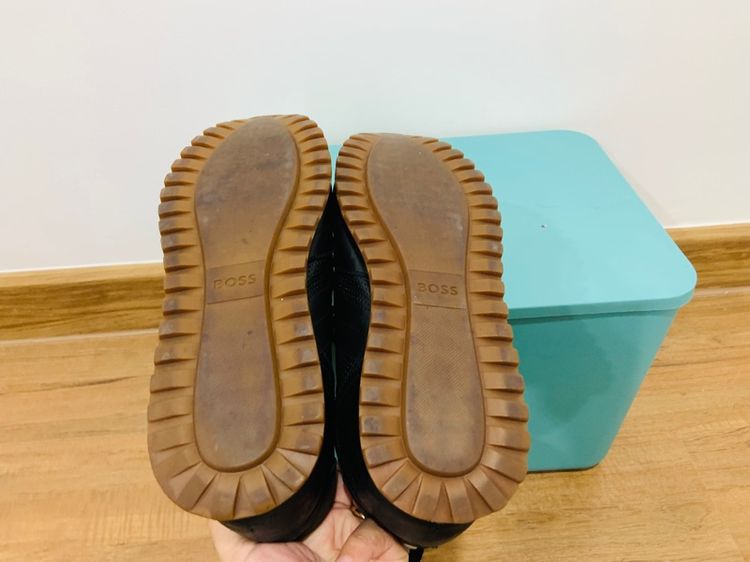 รองเท้า BOSS แท้ 💯 เบอร์ 39 cm 25.5 คนเท้า 25.5-26.5 cm ใส่ได้ครับ สภาพดีมาก พื้นเต็ม ทรงสวย หายากน่าสะลมครับ รูปที่ 5