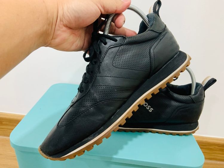 รองเท้า BOSS แท้ 💯 เบอร์ 39 cm 25.5 คนเท้า 25.5-26.5 cm ใส่ได้ครับ สภาพดีมาก พื้นเต็ม ทรงสวย หายากน่าสะลมครับ รูปที่ 2