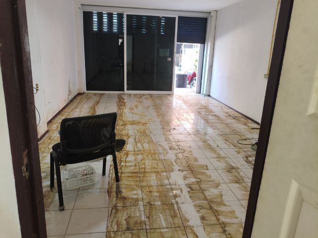 ตึกแถว3ชั้นครึ่ง หลังตึกคอมพัทยาใต้