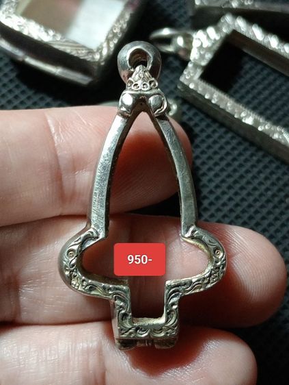 ตลับเนื้อเงินแท้สภาพเยี่ยม รูปที่ 4