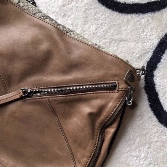 กระเป๋า Boyy Slash Bag รุ่นแรก สีหายาก รูปที่ 6