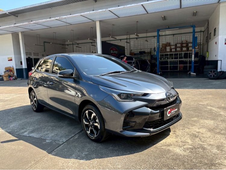 Toyota Yaris 2024 1.2 Smart Sedan เบนซิน ไม่ติดแก๊ส เกียร์อัตโนมัติ เทา