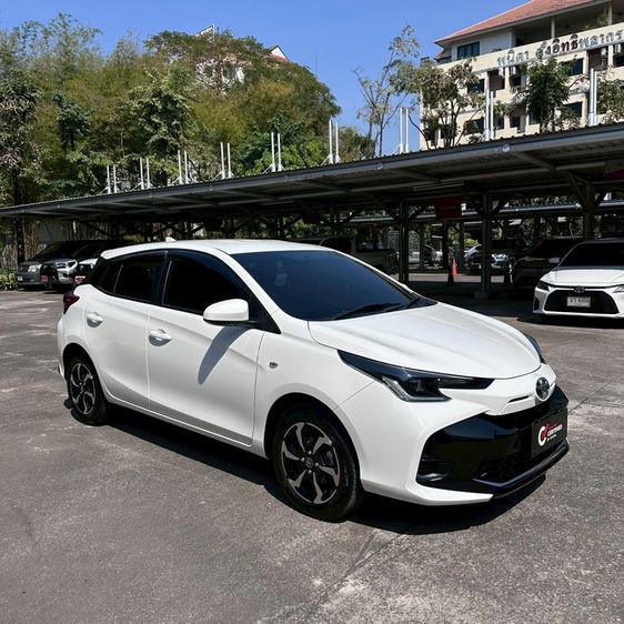 Toyota Yaris 2023 1.2 Sport Sedan เบนซิน ไม่ติดแก๊ส เกียร์อัตโนมัติ ขาว