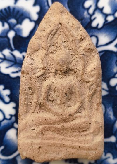 พระกรุเนื้อดิน พิมพ์พระขุนแผนเก่าค่ะ(9) รูปที่ 3