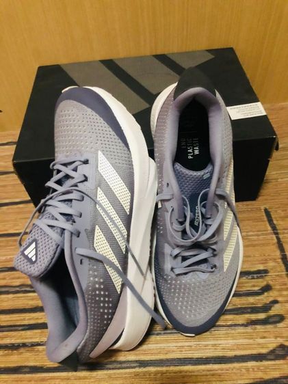 ขายรองเท้า Adidas