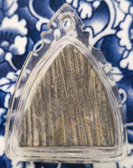 พระรูปหล่อเนื้อโลหะเก่าค่ะ(5) รูปที่ 16