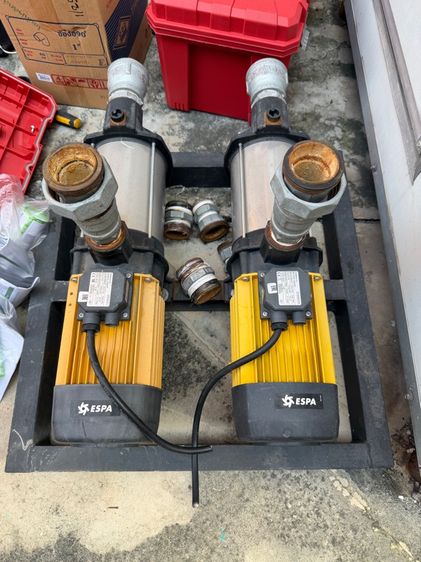 ขายปั๊มน้ำขนาด 2200 วัตต์ 2ตัว และ ตู้คอนโทรล