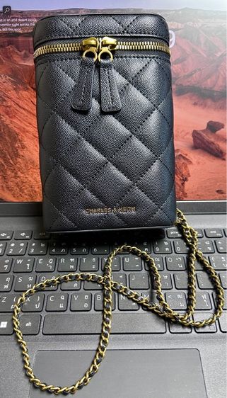 กระเป๋าใส่โทรศัพท์