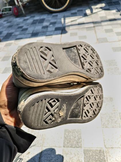 รองเท้า  รูปที่ 2