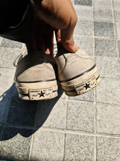 รองเท้า 