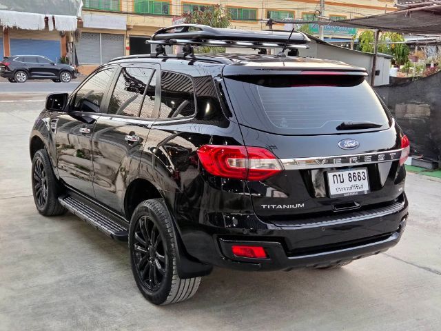 Ford Everest 2021 2.0 Titanium Plus 4WD ดีเซล เกียร์อัตโนมัติ ดำ รูปที่ 4