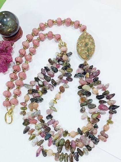 สร้อยคอเส้นคู่ Tourmaline Rhodonite ทรงฟักทองคั่นแร่ Hematiteทอง จี้Tourmaline เส้นนอกยาว 30 นิ้ว รูปที่ 2