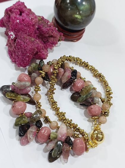 สร้อยคอเส้นคู่ Tourmaline Rhodonite ทรงฟักทองคั่นแร่ Hematiteทอง จี้Tourmaline เส้นนอกยาว 30 นิ้ว รูปที่ 6