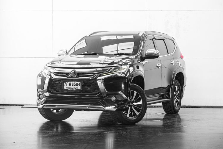 Mitsubishi Pajero Sport 2018 2.4 GT Utility-car ดีเซล ไม่ติดแก๊ส เกียร์อัตโนมัติ ดำ รูปที่ 2