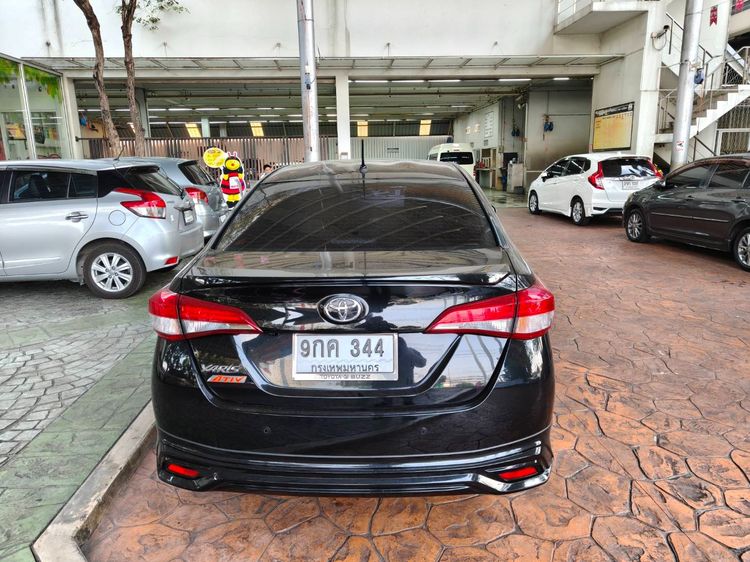 Toyota Yaris ATIV 2021 1.2 Sport Sedan เบนซิน ไม่ติดแก๊ส เกียร์อัตโนมัติ ดำ รูปที่ 4