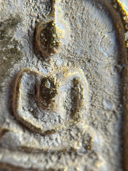 พระสมเด็จ พิมพ์ใหญ่ เปียกทองหลังครุฑใหญ่ พุทธคุณสูงน่าเก็บสะสม รูปที่ 6