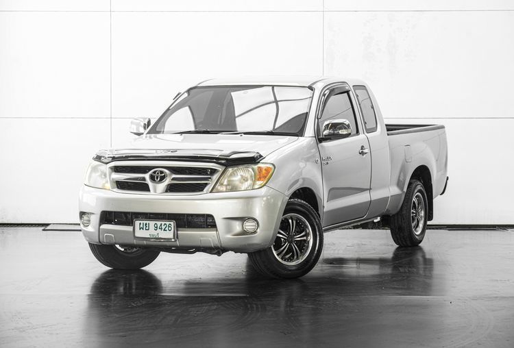 Toyota Hilux Vigo 2004 2.5 J Pickup ดีเซล ไม่ติดแก๊ส เกียร์ธรรมดา บรอนซ์ทอง รูปที่ 2