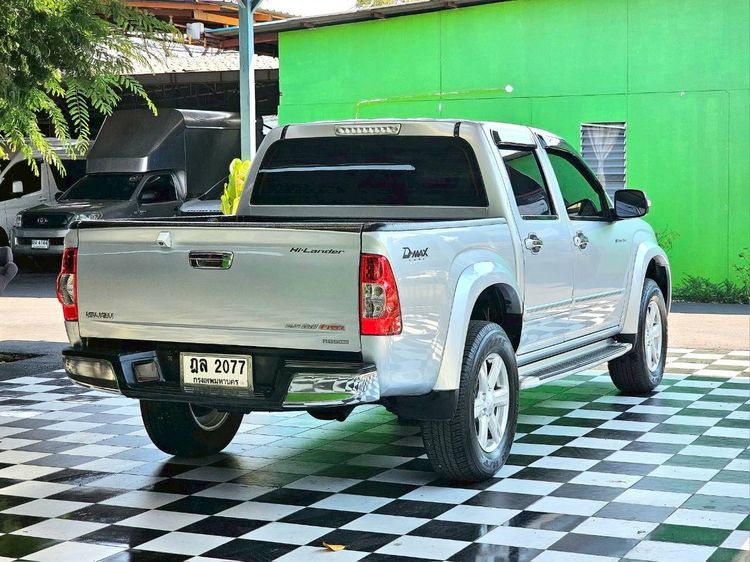 Isuzu D-MAX 2010 2.5 Hi-Lander Super Platinum Pickup ดีเซล ไม่ติดแก๊ส เกียร์ธรรมดา บรอนซ์เงิน รูปที่ 4