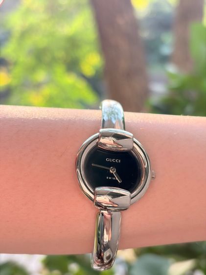 นาฬิกา Gucci 1400L แท้ Swiss Made รุ่นกำไล รูปที่ 2