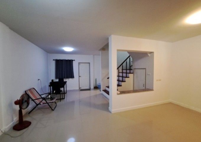 ให้เช่าทาวน์โฮมวงแหวนลำลูกกาคลอง 5 Novo View 3 ห้องนอน 2 ห้องน้ำ ราคา 8,500 บาทต่อเดือนรวมส่วนกลางแล้ว รูปที่ 3