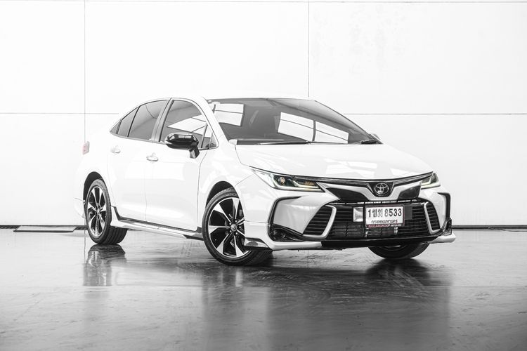 Toyota Altis 2020 1.8 GR Sport CVT Sedan เบนซิน ไม่ติดแก๊ส เกียร์อัตโนมัติ ขาว รูปที่ 3