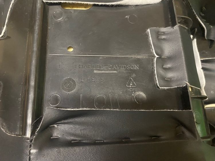 เบาะ Harley ของแท้ รูปที่ 3