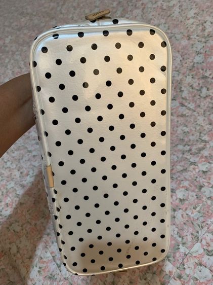 กระเป๋าถือ Hello kitty x clathas รูปที่ 5