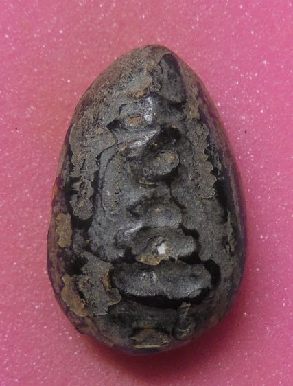 พระปิดตา เนื้อผงคลุกรัก ไม่ทราบที่ รูปที่ 2