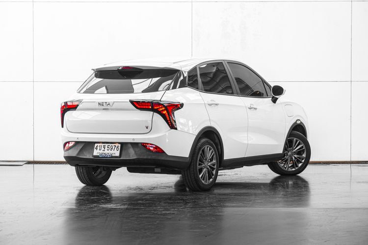 Neta V 2023 Sedan ไฟฟ้า ไม่ติดแก๊ส เกียร์อัตโนมัติ ขาว รูปที่ 4